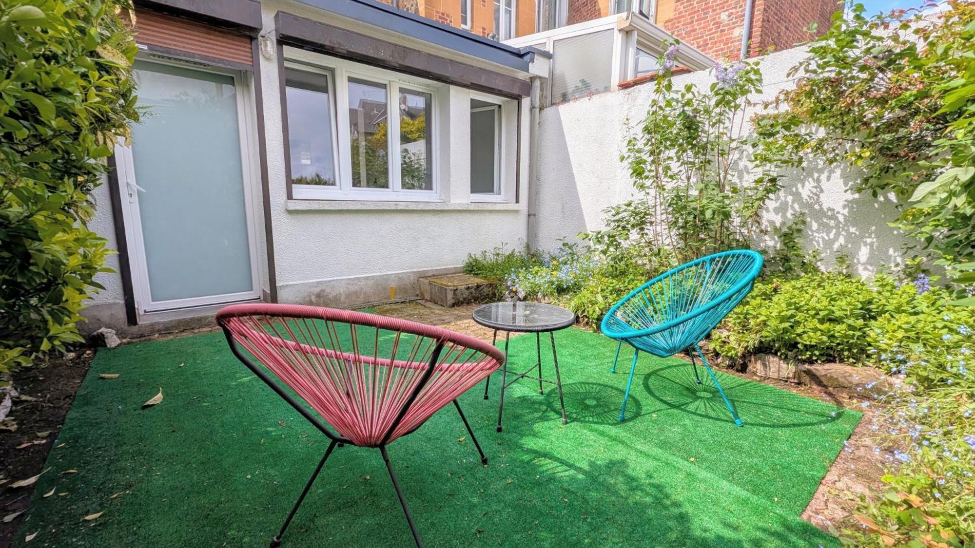 Stockholm- Studio Serenite Avec Jardin Charleville-Mezieres Ngoại thất bức ảnh